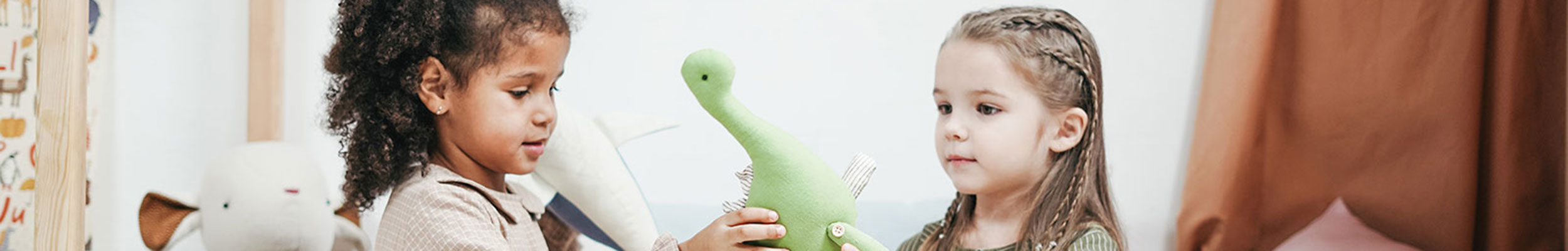Five-Senses-Childcare-banner-1 Five-Senses-Childcare-banner-1